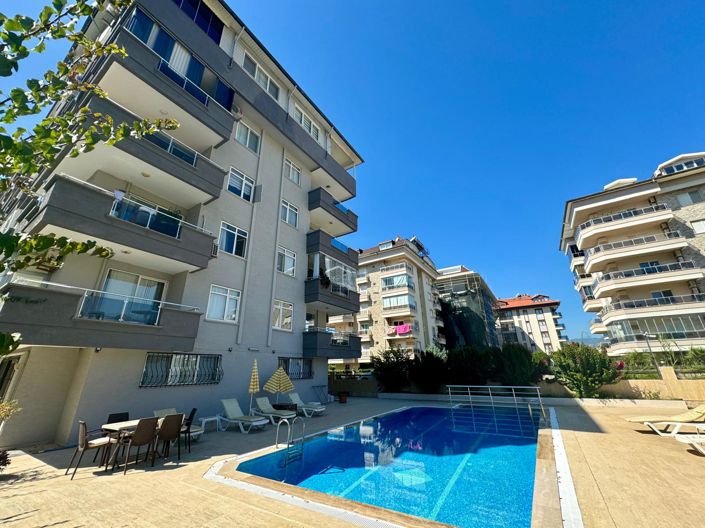 Image No.1-3 Bed Apartment for sale