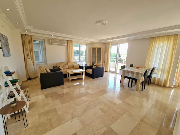 Image No.1-3 Bed Apartment for sale