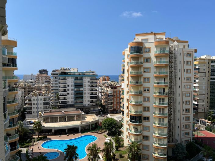 Image No.1-3 Bed Apartment for sale