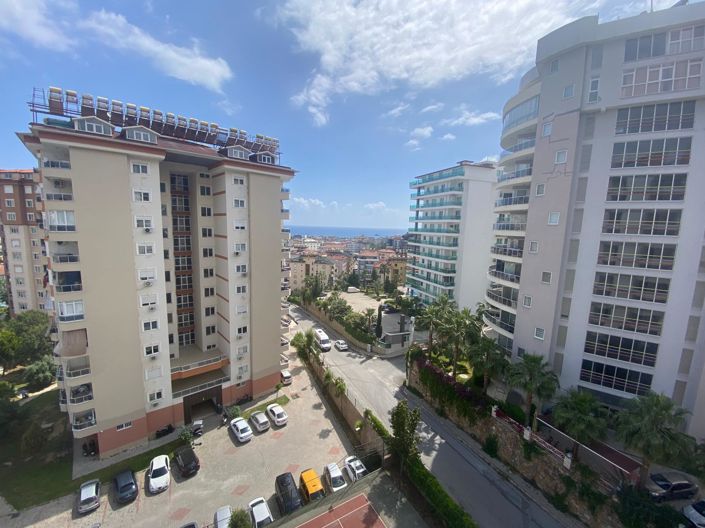 Image No.1-3 Bed Apartment for sale