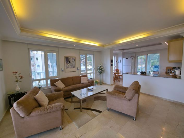 Image No.1-3 Bed Apartment for sale