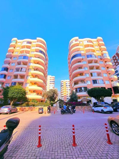 Image No.1-3 Bed Apartment for sale