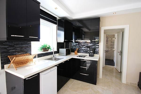 Image No.1-4 Bed Apartment for sale