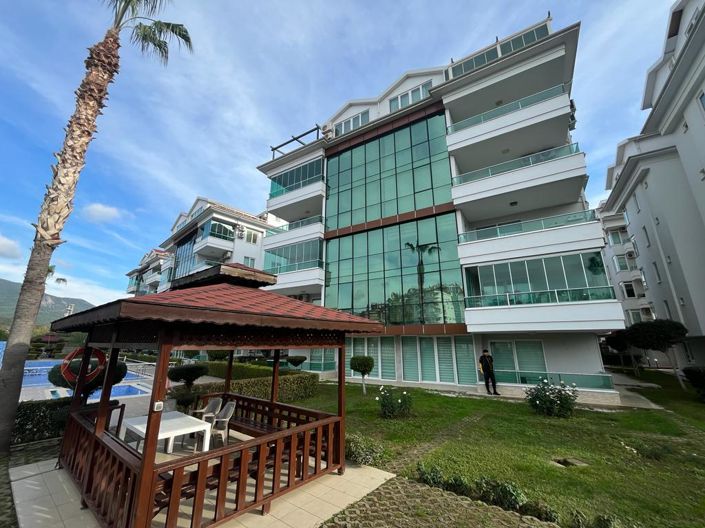 Image No.1-3 Bed Apartment for sale