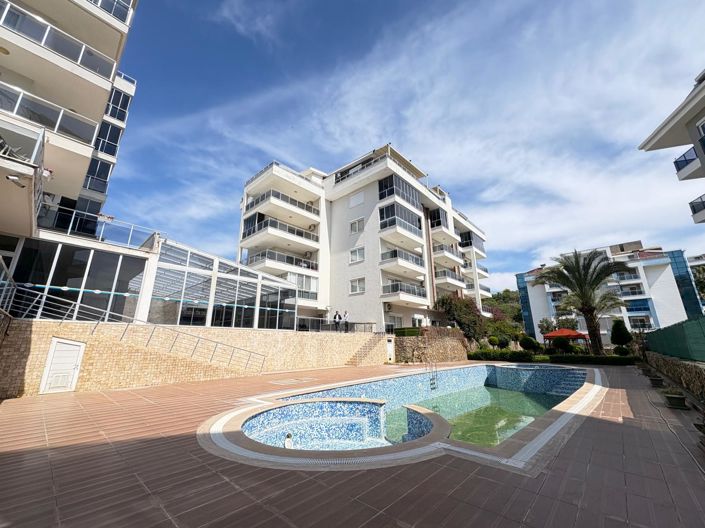 Image No.1-3 Bed Apartment for sale