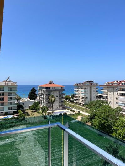 Image No.1-4 Bed Apartment for sale