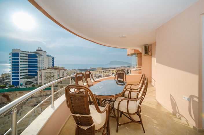 Image No.1-3 Bed Apartment for sale
