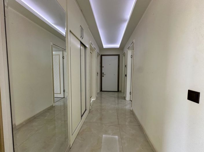 Image No.1-3 Bed Apartment for sale