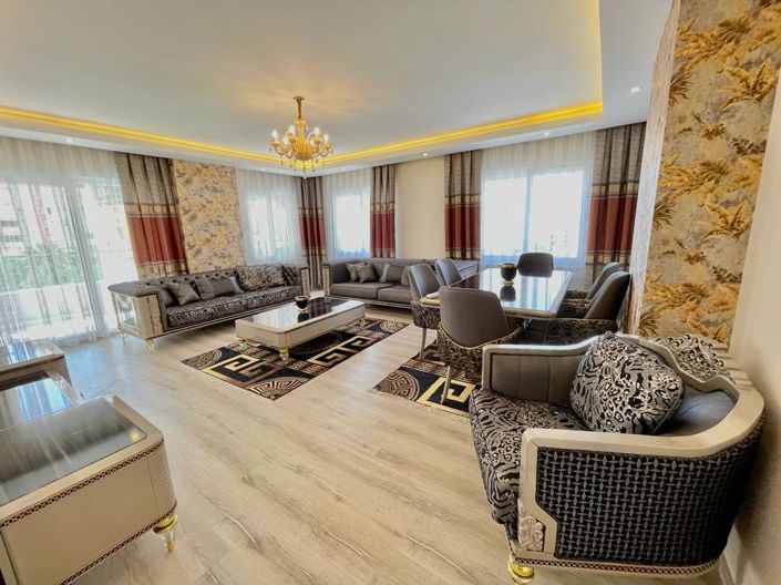 Image No.1-3 Bed Apartment for sale