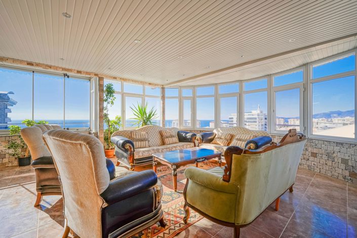 Image No.1-5 Bed Apartment for sale