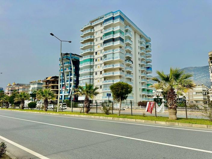 Image No.1-3 Bed Apartment for sale