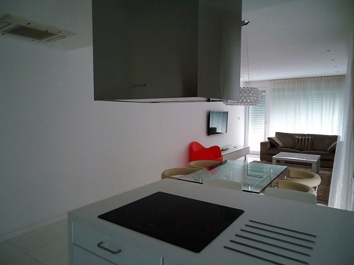 Image No.1-Appartement de 2 chambres à vendre à Limassol
