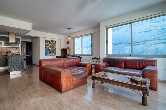 Image No.10-4 Bed Apartment for sale