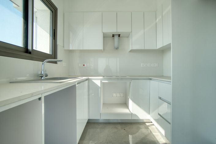 Image No.10-4 Bed Apartment for sale