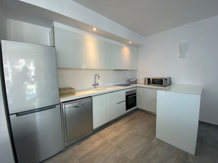 Image No.1-Appartement de 2 chambres à vendre à Neapolis