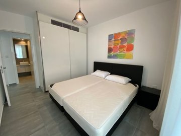 341280-apartment-for-sale-in-neapolisorig