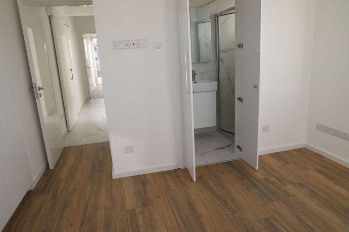 Image No.7-Appartement de 4 chambres à vendre à Larnaca