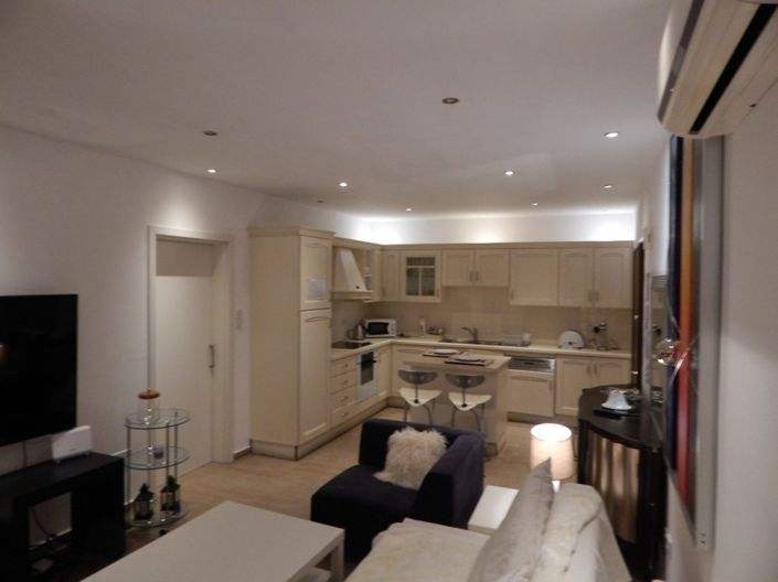 Image No.2-Appartement de 2 chambres à vendre à Limassol