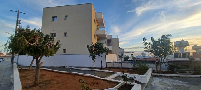 Image No.1-Appartement de 2 chambres à vendre à Agios Athanasios