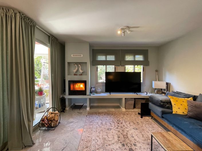 Image No.6-Appartement de 2 chambres à vendre à Agios Tychonas