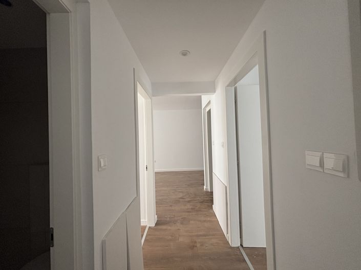 Image No.6-3 Bed Apartment for sale