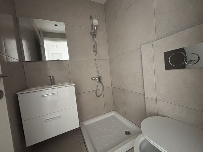 Image No.8-3 Bed Apartment for sale