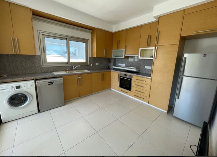 Image No.1-Appartement de 2 chambres à vendre à Limassol