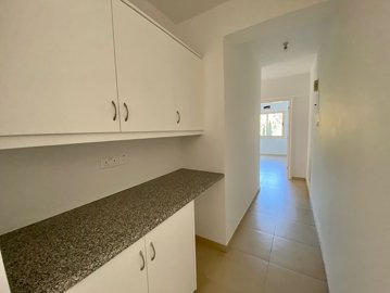 439544-apartment-for-sale-in-kato-paphos-univ