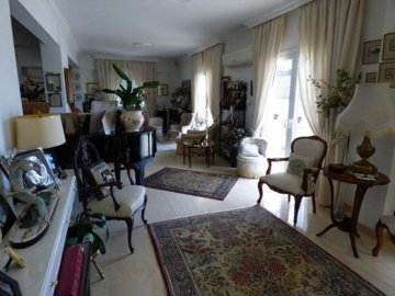 464296-four-bedroom-duplex-penthouse-in-orokl