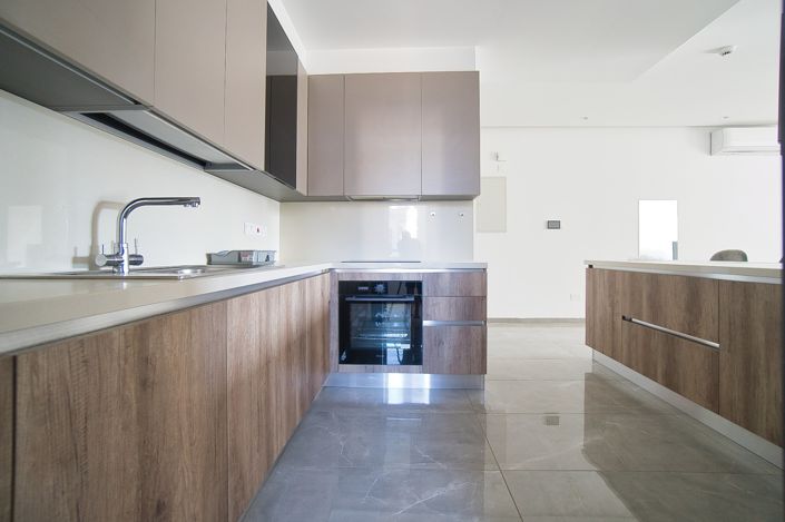 Image No.3-3 Bed Apartment for sale