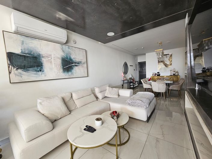 Image No.1-3 Bed Apartment for sale