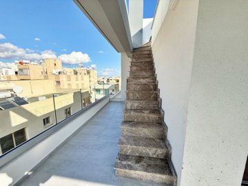 668153-apartment-for-sale-in-larnaka-finikoud