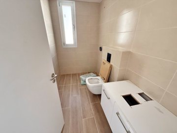 668152-apartment-for-sale-in-larnaka-finikoud