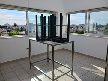 545743-penthouse-for-sale-in-kapsalosfull