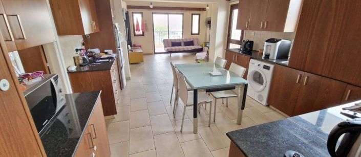 Image No.3-Appartement de 3 chambres à vendre à Larnaca