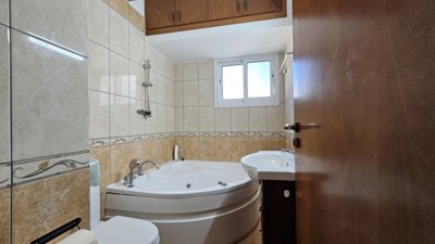 517706-apartment-for-sale-in-agios-tychonasor