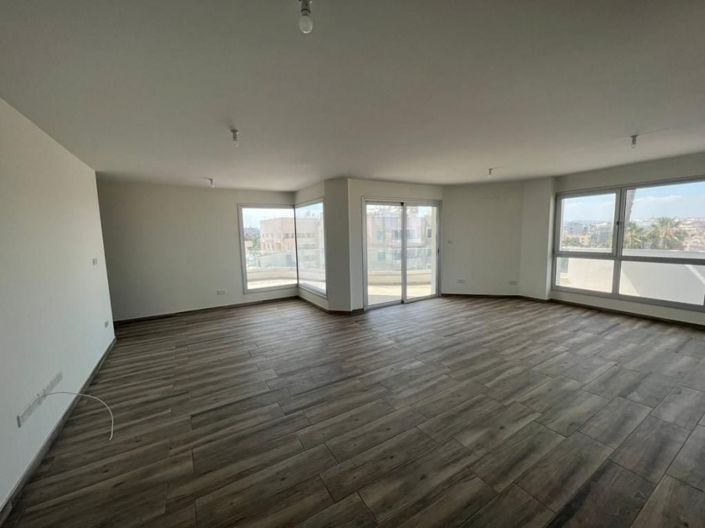 Image No.1-3 Bed Apartment for sale
