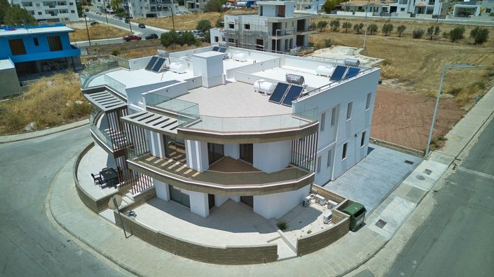 Image No.2-Appartement de 3 chambres à vendre à Geroskipou