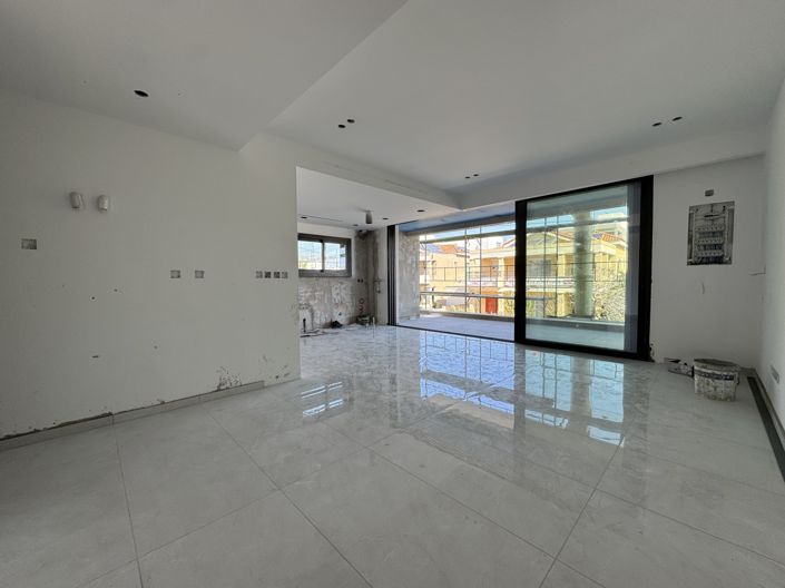 Image No.6-3 Bed Apartment for sale