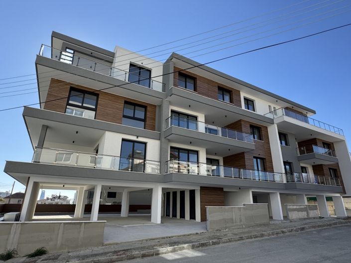 Image No.8-2 Bed Apartment for sale