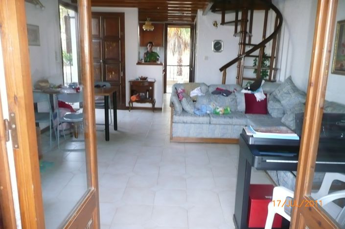 Image No.5-3 Bed Property for sale