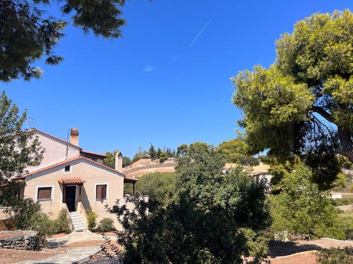 Image No.7-3 Bed Property for sale