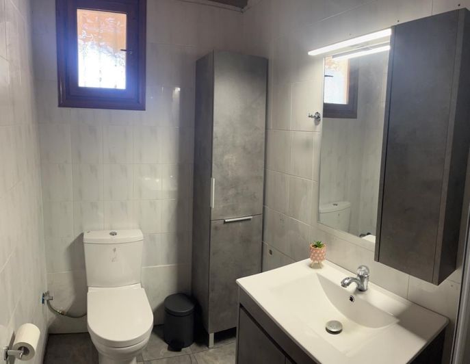 Image No.9-3 Bed Property for sale