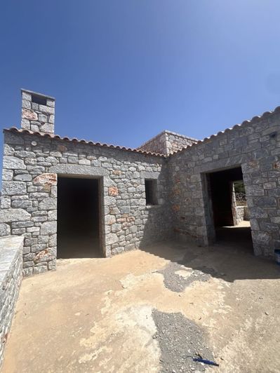 Image No.5-4 Bed Property for sale