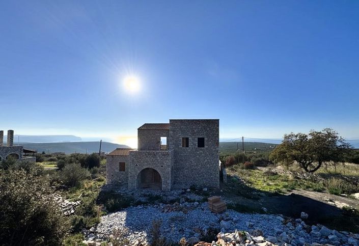 Image No.7-4 Bed Property for sale