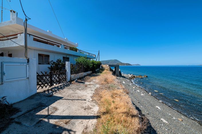 Image No.8-Propriété de 5 chambres à vendre à Loutraki