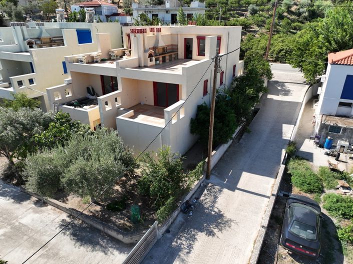 Image No.2-Propriété de 4 chambres à vendre à Péloponnèse