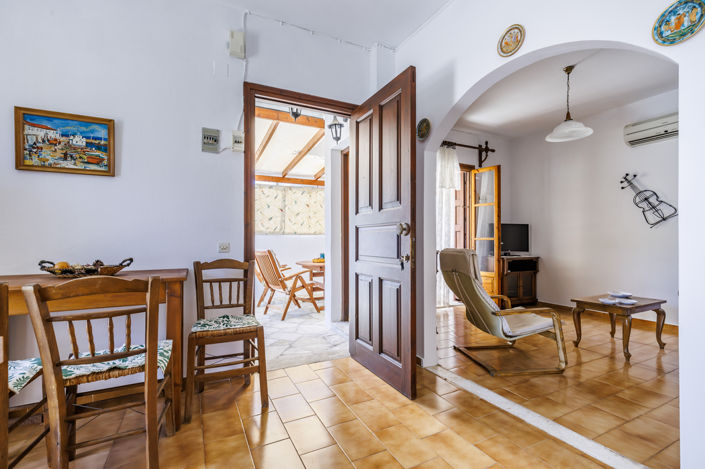 Image No.3-4 Bed Property for sale