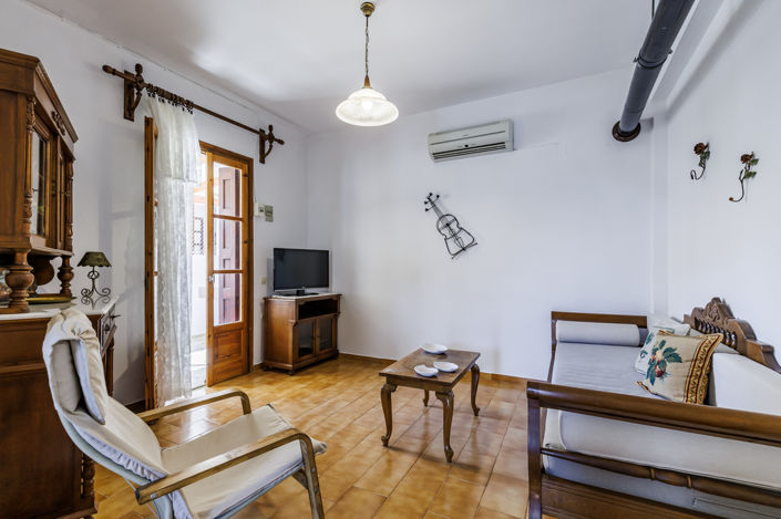 Image No.9-4 Bed Property for sale