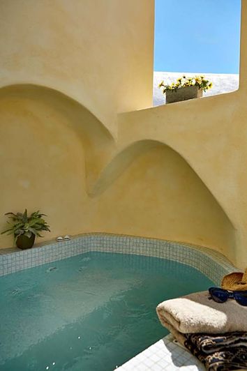 Image No.9-2 Bed Property for sale